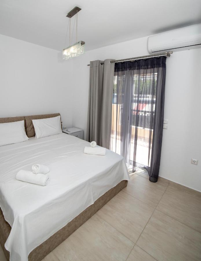 Mary'S Luxury Apartment Elaia. Elia  Buitenkant foto